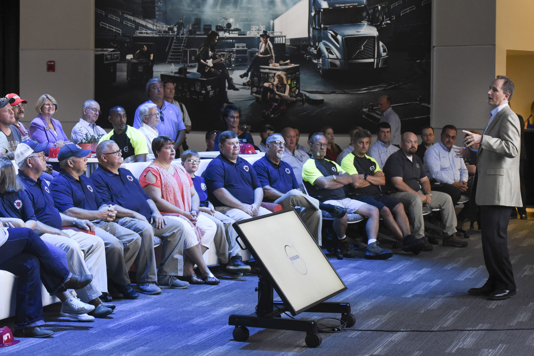 Volvo Trucks donates 'one-of-a-kind' fire truck to Pulaski County